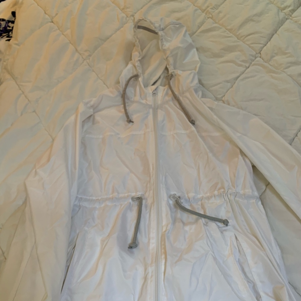 Light rain jacket